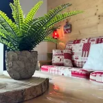 A - Cadre Naturel Et Calme アパート